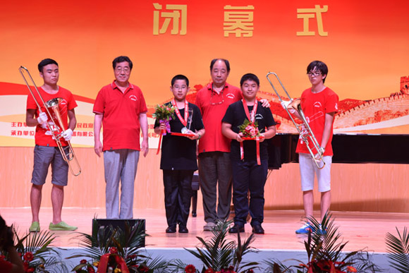 曹修章,王渝程铜 奖:张智桐,张琤清,叶昊庭银 奖:张頴帆,林宝森金