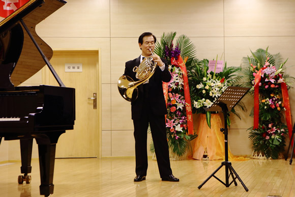 2015艾瑞克罗斯科大师课暨迎新年圆号独奏奏重奏音乐会成功举办