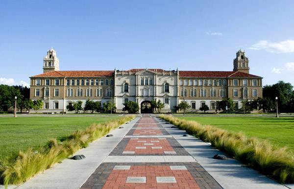 中国旅美长号演奏家受邀担任美国国家长号比赛评委